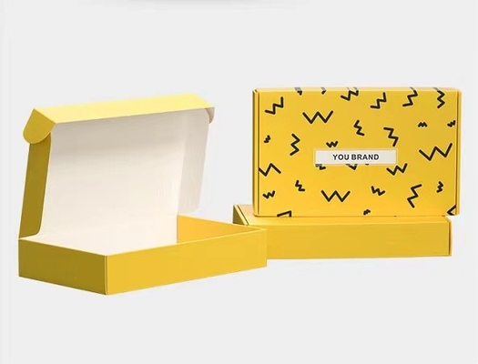 Cajas de envío acanaladas acanaladas de la caja de papel de la laminación brillante biodegradable pequeñas