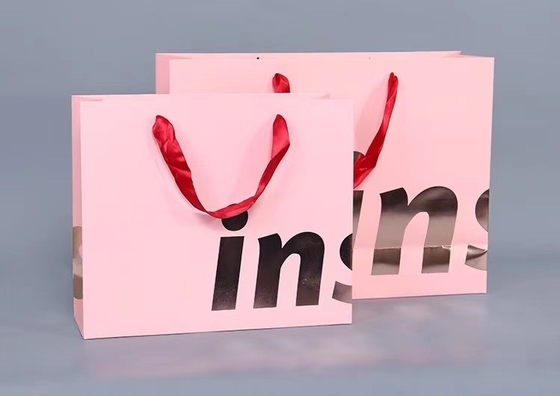 Pantone colorea el bolso del regalo de la promoción de la impresión en offset de las bolsas de papel de Kraft del zapato de la ropa