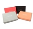 Cajas de cartón de lujo de empaquetado de grabación en relieve de la ropa de la caja el 15*15*4cm de papel de Kraft