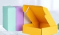 Cajas acanaladas de encargo 9x6x3 9x6x4 del anuncio publicitario del color del caramelo de la ropa